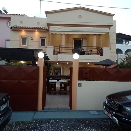 Villa Avatos - Near To The Port Of Rafina And The Airport Of Athens Agios Spyridon  ภายนอก รูปภาพ